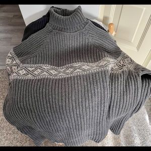 Lot of 6 men’s shirts and sweater L